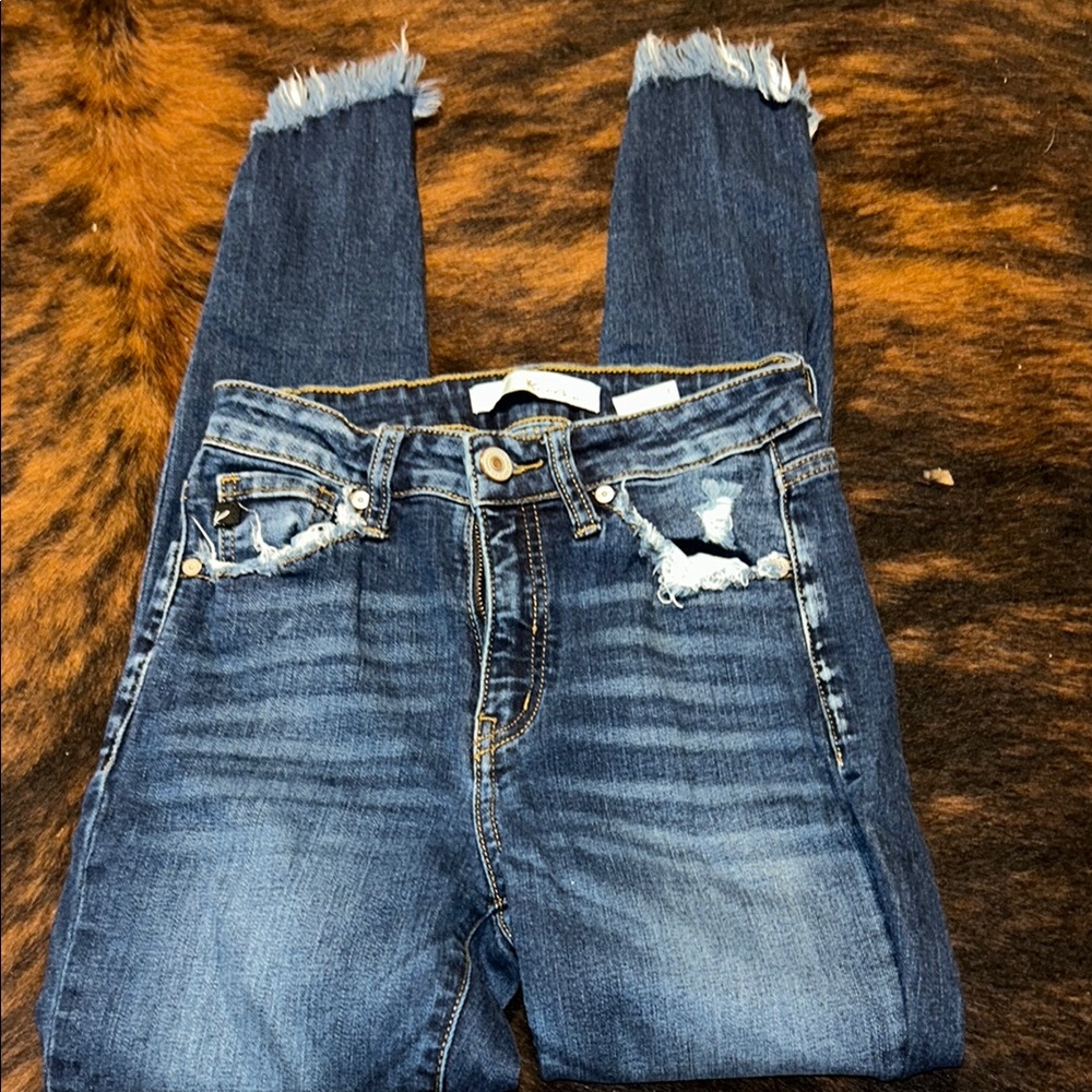 KanCan Ankle Cropped Jeans with Distressed Hem